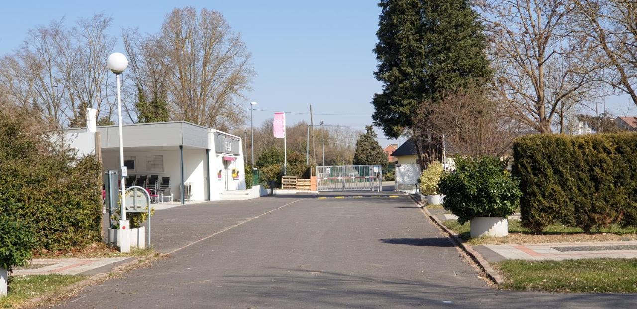 Camping De L'Ill Mulhouse Exterior photo
